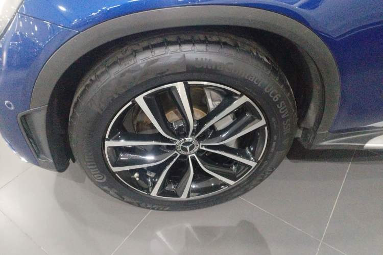 Used Mercedes-Benz GLC 2020 Facelift GLC 300 L 4MATIC Dynamic Edition Left Front Wheel Hub