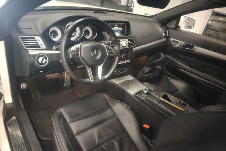 Used Mercedes-Benz E-Class 2016 E 260 Convertible Coupe Dynamic Edition