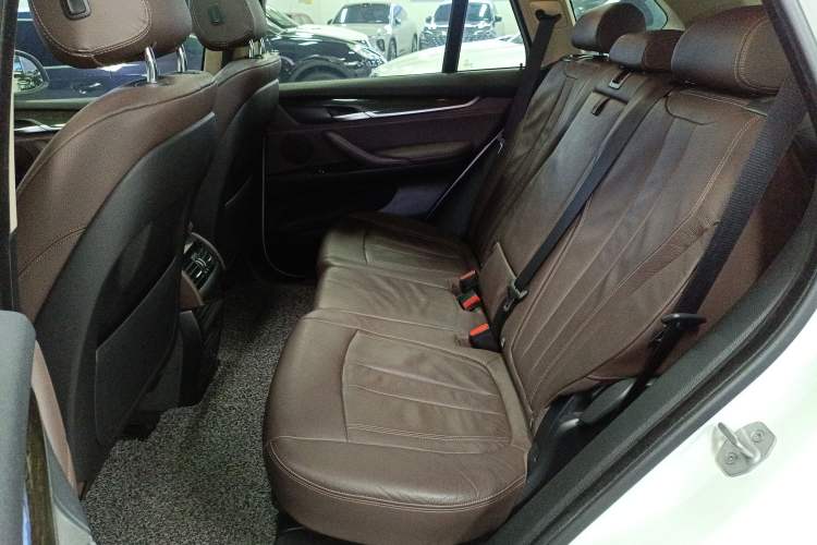 Used BMW X5 2014 xDrive35i Luxury Edition
