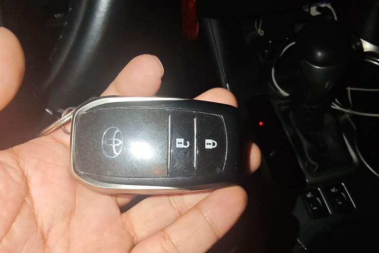 Used Toyota Highlander 2015 2.0T Two-Wheel Drive Luxury Edition 7 Seats
