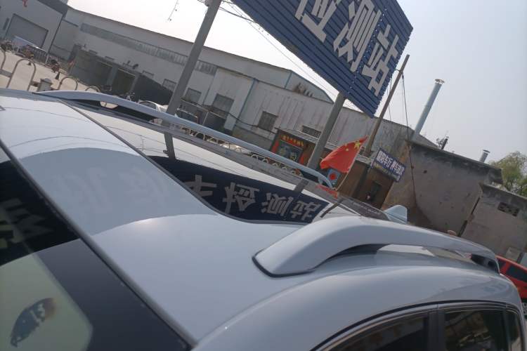 Used Jeep Cherokee 2016 2.4L Leading Smart Version Roof