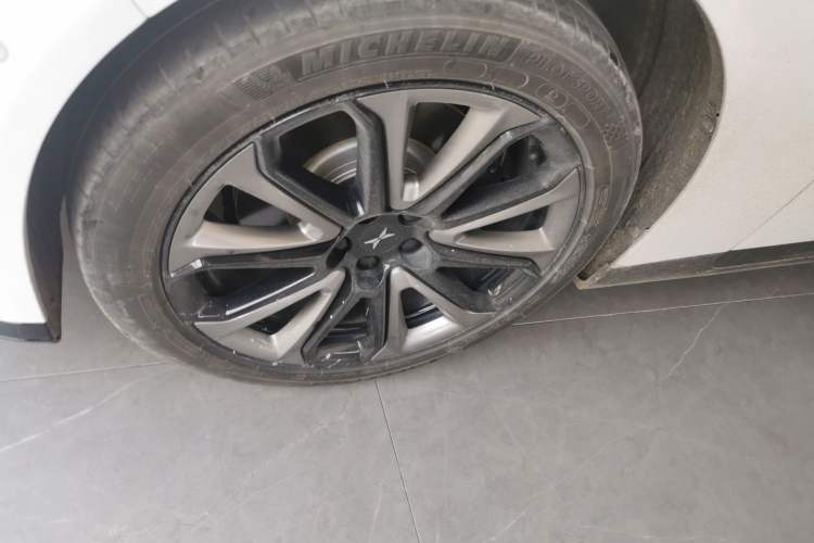 Used XPeng P7 2020 586N Left Front Wheel Hub