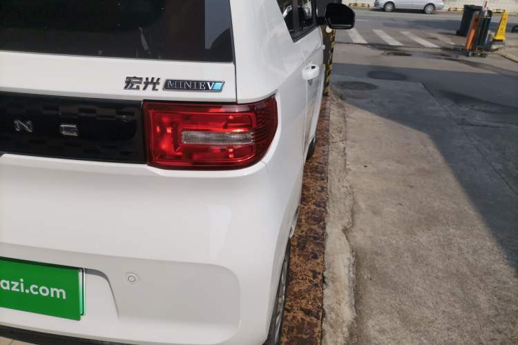 Used Wuling Hongguang MINIEV 2021 Macaron Fashion Model Lithium Iron Phosphate