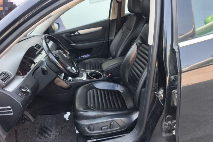 Used Volkswagen Magotan 2013 1.8TSI Premier Model Left Front Seat