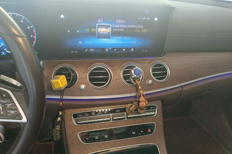 Used Mercedes-Benz E-Class 2023 E 260 L