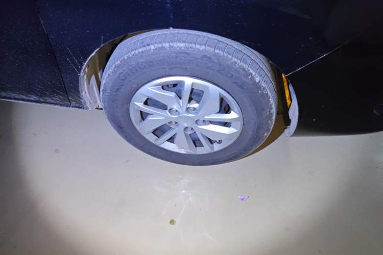 Used JAC Refine M4 2019 Business & Travel Series 2.0L Manual Comfort Model China VI