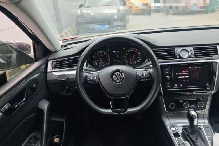 Used Volkswagen Passat 2017 280TSI DSG Luxury Edition
