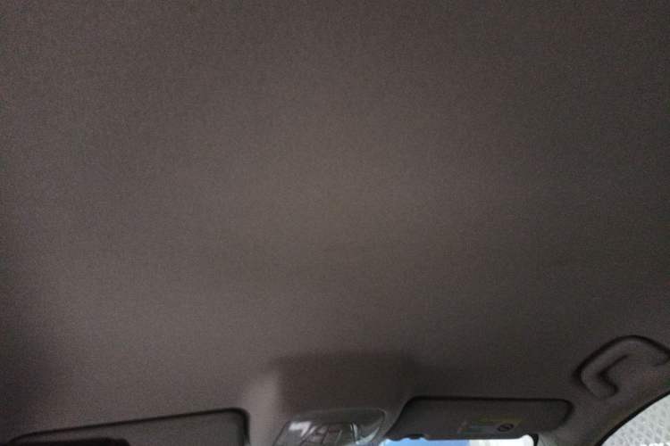 Used GAC Trumpchi GA4 2018 150N Automatic Luxury Edition Headliner