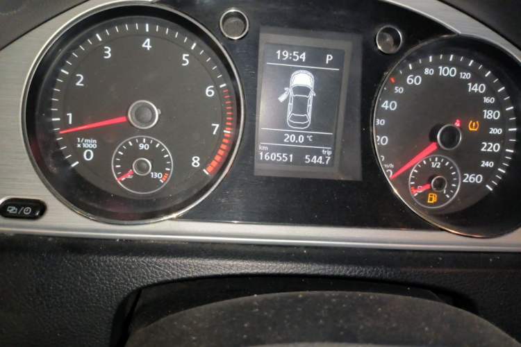 Used Volkswagen Magotan 2013 1.8TSI Comfort Model