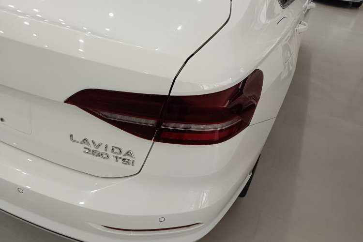 Used Volkswagen Lavida 2021 280TSI DSG Comfort Edition
