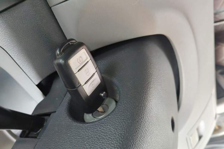 Used BAIC Weiwang M20 2014 1.5L practical type BJ415A Vehicle Key