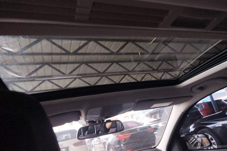 Used Mercedes-Benz C-Class 2013 C 260 CGI Elegant Model Headliner