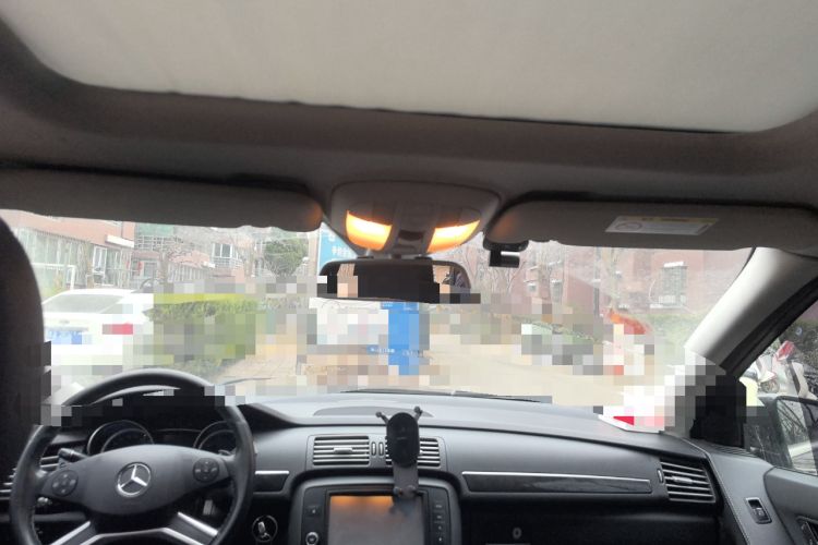 Used Mercedes-Benz R-Class 2017 R 320 4MATIC Business Edition Prestige Model