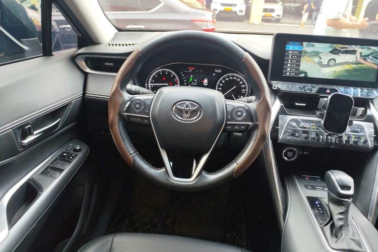 Used Toyota Venza 2023 2.0L CVT Two-Wheel Drive Luxury Edition Steering Wheel