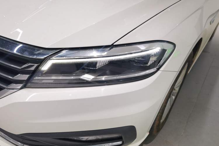 Used Volkswagen Lavida 2022 1.5L Automatic Comfort Edition
