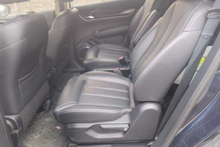 Used BYD Song MAX 2019 1.5T Automatic Smart Connect Prestige Model 6 Seats China VI Standard Left Rear Seat