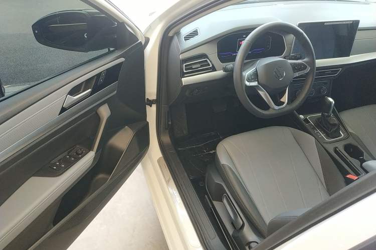 Used Volkswagen Lavida 2024 1.5L Automatic 5 Million Edition Driver Seat