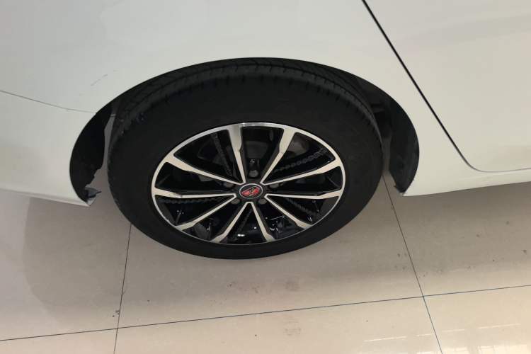 Used Roewe i5 2020 1.5L Manual 4G Connect Leehao Flagship Edition