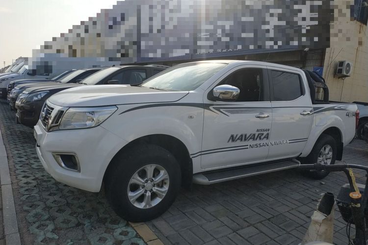 Used Nissan Navara 2017 2.5L Automatic 2WD Luxury Edition QR25
