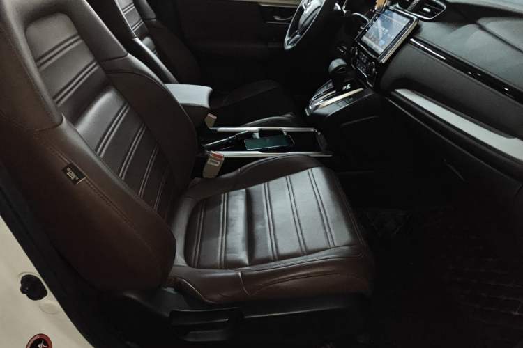 Used Honda CR-V 2021 240TURBO CVT 2WD Comfort Version Right Front Seat