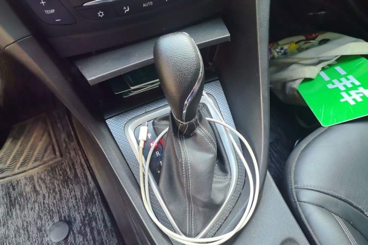 Used Buick GT 2019 18T Automatic Connected Elite Model China V Standard Gear Lever