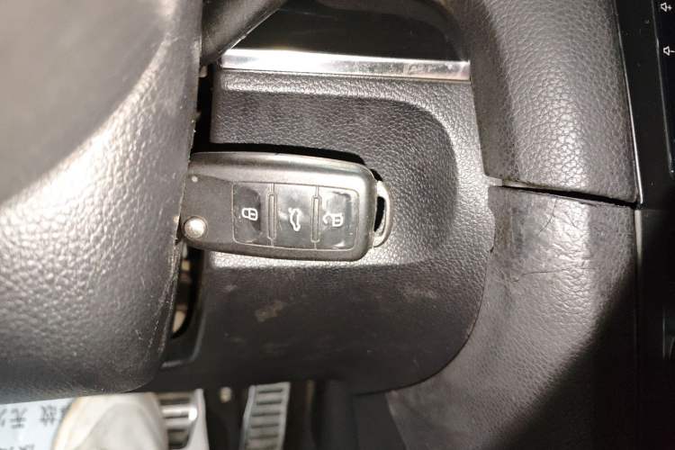 Used Volkswagen Golf 2012 1.4TSI Luxury Convertible Edition