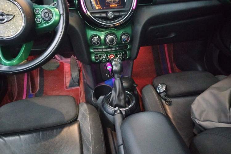 Used MINI MINI 2016 1.5T COOPER Five-Door Edition