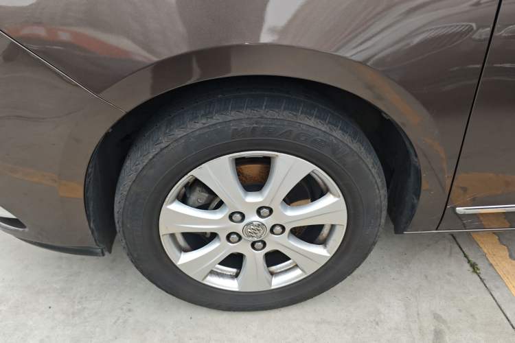 Used Buick GL8 2014 3.0L GT Luxury Business Haoya Edition
