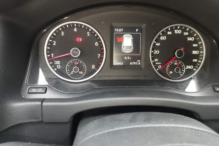 Used Volkswagen Tiguan 2015 1.8TSI Automatic Two-Wheel Drive Luxury Model Instrument Cluster