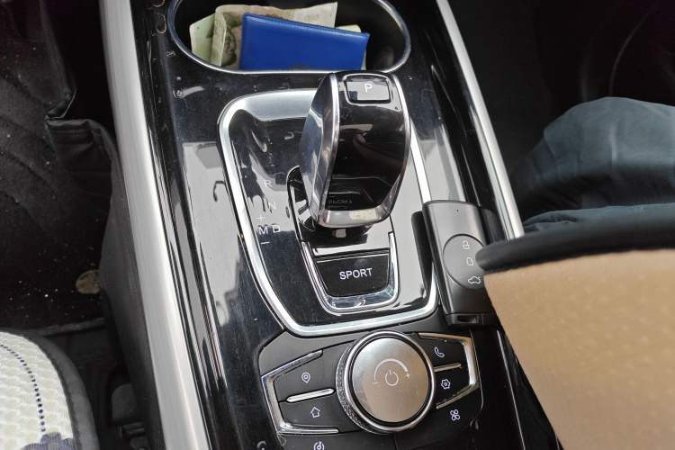 Used EXEED Lingyun 2019 1.6T Two-Wheel Drive Diamond Edition