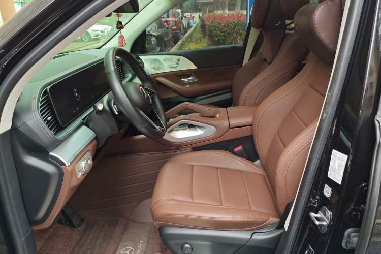 Used Mercedes-Benz GLE 2024 GLE 350 4MATIC Dynamic Edition Left Front Seat