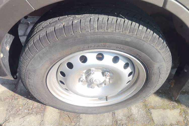 Used CHANGAN KUAYUE Xing V5 2021 1.5L Fortune-Attracting Edition Comfort Model JL473QH