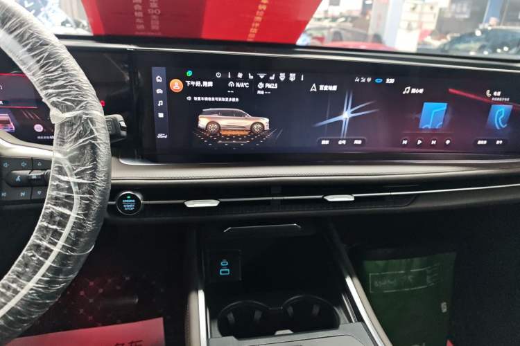 Used Ford Edge 2025 Ford Explorer L 2.0T EcoBoost E-Hybrid Four-Wheel-Drive 7-Seater Supreme Model