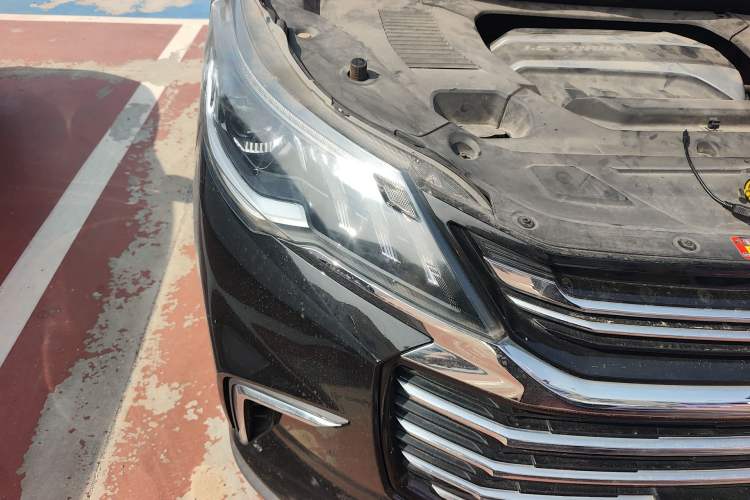 Used SAIC MAXUS G50 2019 1.5T First Edition Automatic Luxury Version 6 Seats Right Front Headlight