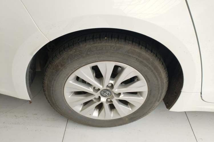 Used Toyota Corolla 2023 1.8L Smart Electric Hybrid Dual-Motor Pioneer Edition Right Rear Wheel Hub