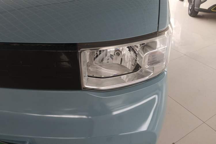 Used Wuling Hongguang MINIEV 2021 Macaron Fashion Model Lithium Iron Phosphate
