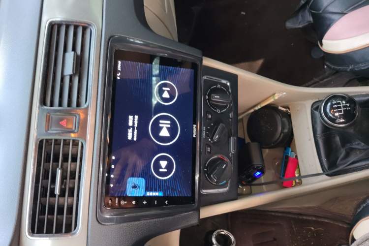 Used Volkswagen Santana 2015 1.6L Manual Comfort Edition