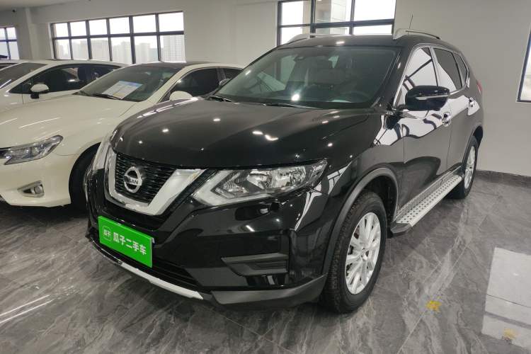 Used Nissan X-Trail 2023 Classic 2.0L Two-Wheel Drive Smart Connect & Comfort Edition