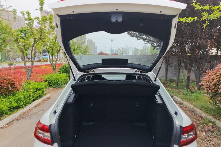 Used Skoda Octavia 2018 TSI230 DSG Luxury Edition Trunk