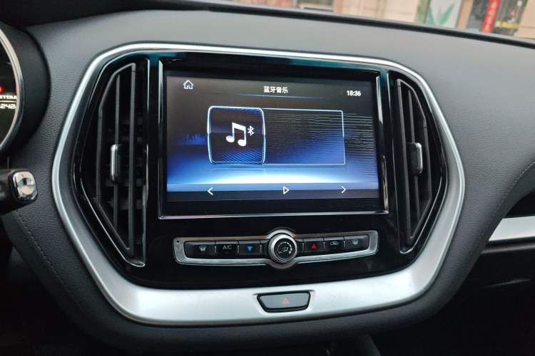 Used JETOUR X70 2018 1.5T Automatic YueXing Edition Audio And AC Panel