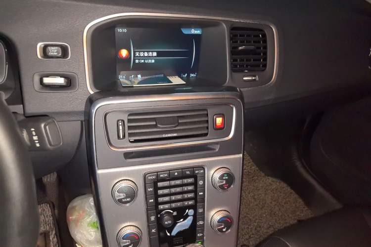 Used Volvo S60 2016 S60L T4 Zhiyuan Edition Audio And AC Panel