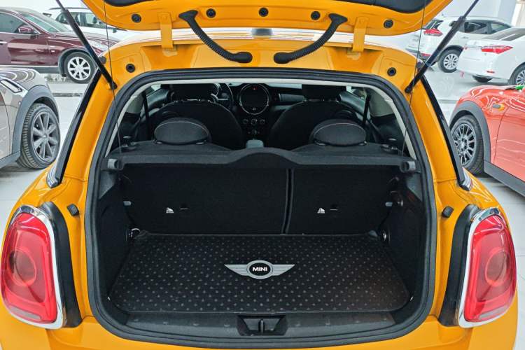 Used MINI 2016 1.2T ONE Pioneer Edition Trunk
