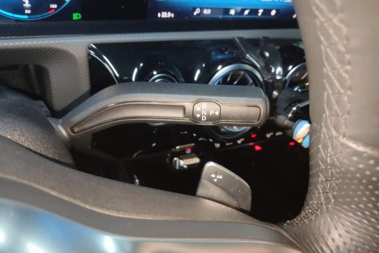 Used Mercedes-Benz A-Class 2021 A 200 L Sport Sedan Fashion Model Gear Lever