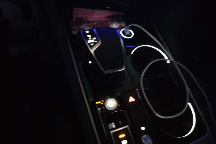 Used Volkswagen Touareg 2023 2.0 TSI RuiShang Edition Gear Lever