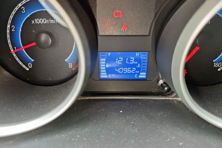 Used CHANGAN KAICHENG Ruixing M60 2020 1.5L Base Version China VI Standard 2-Seater Van with DAM15KR Engine Odometer Close Up