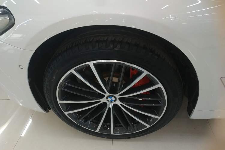 Used BMW 5 Series 2022 Restyled 530Li Leading Edition M Sport Package