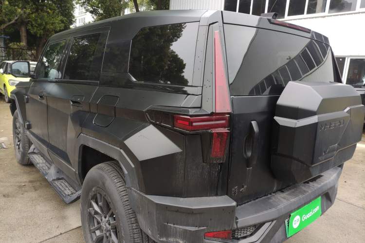 Used Brave warrior 917 2023 Range-Extended Base Model
