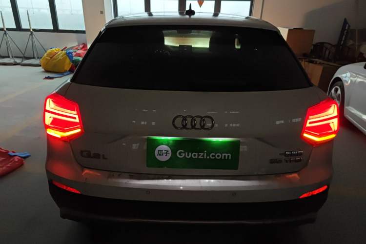 Used Audi Q2L 2018 35 TFSI Launch Exclusive Edition China V