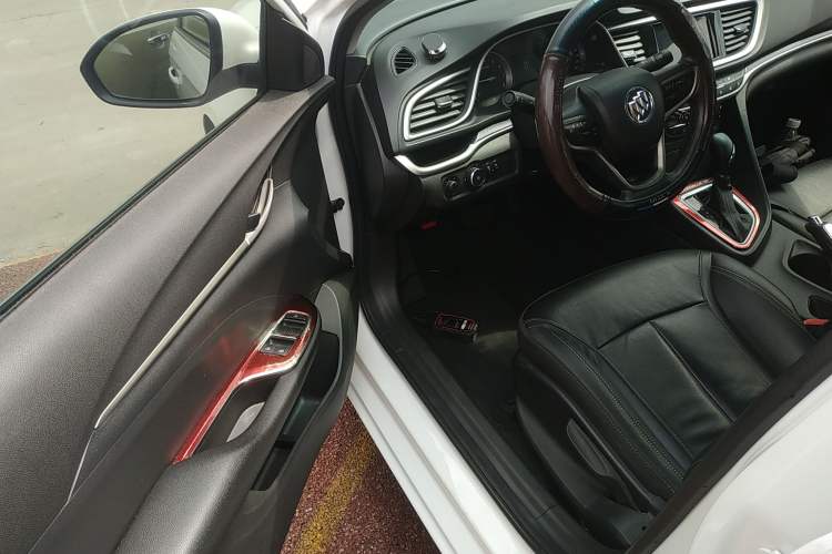 Used Buick GT 2019 18T Automatic Connected Elite Model China V Standard Driver Seat