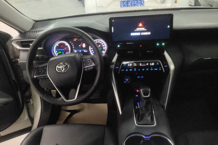 Used Toyota Venza 2022 Dual-Engine 2.5L CVT Two-Wheel Drive Luxury Edition